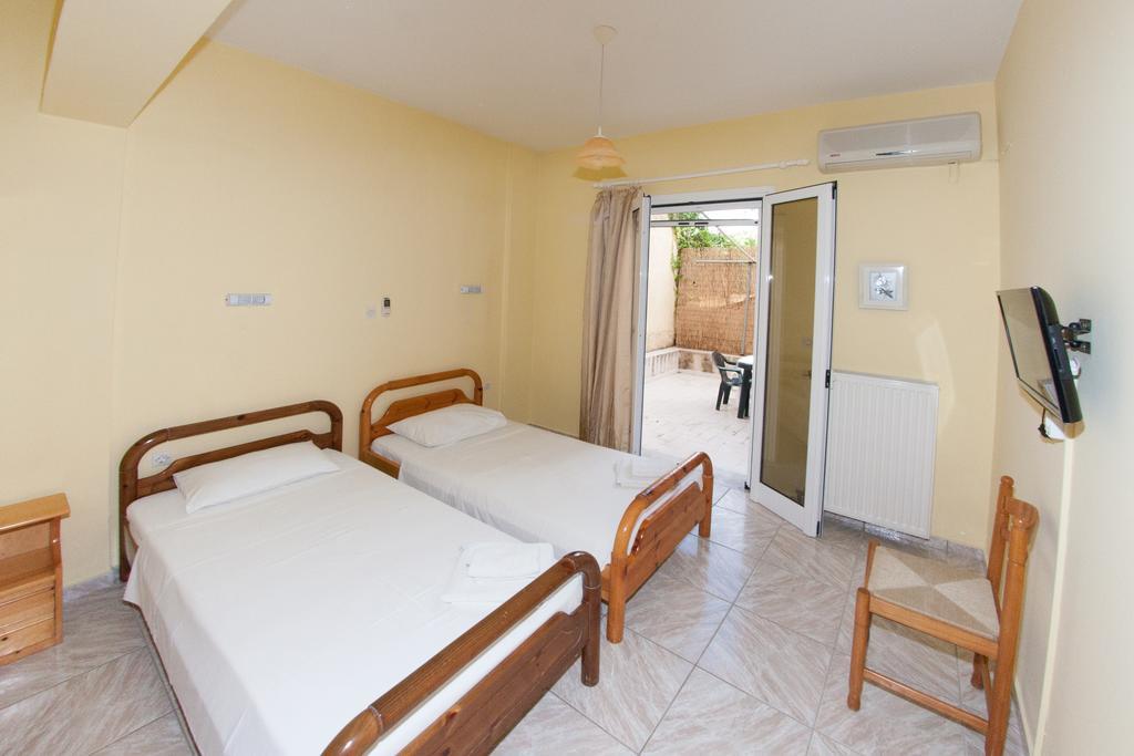 Stella Studios Lixouri Chambre photo